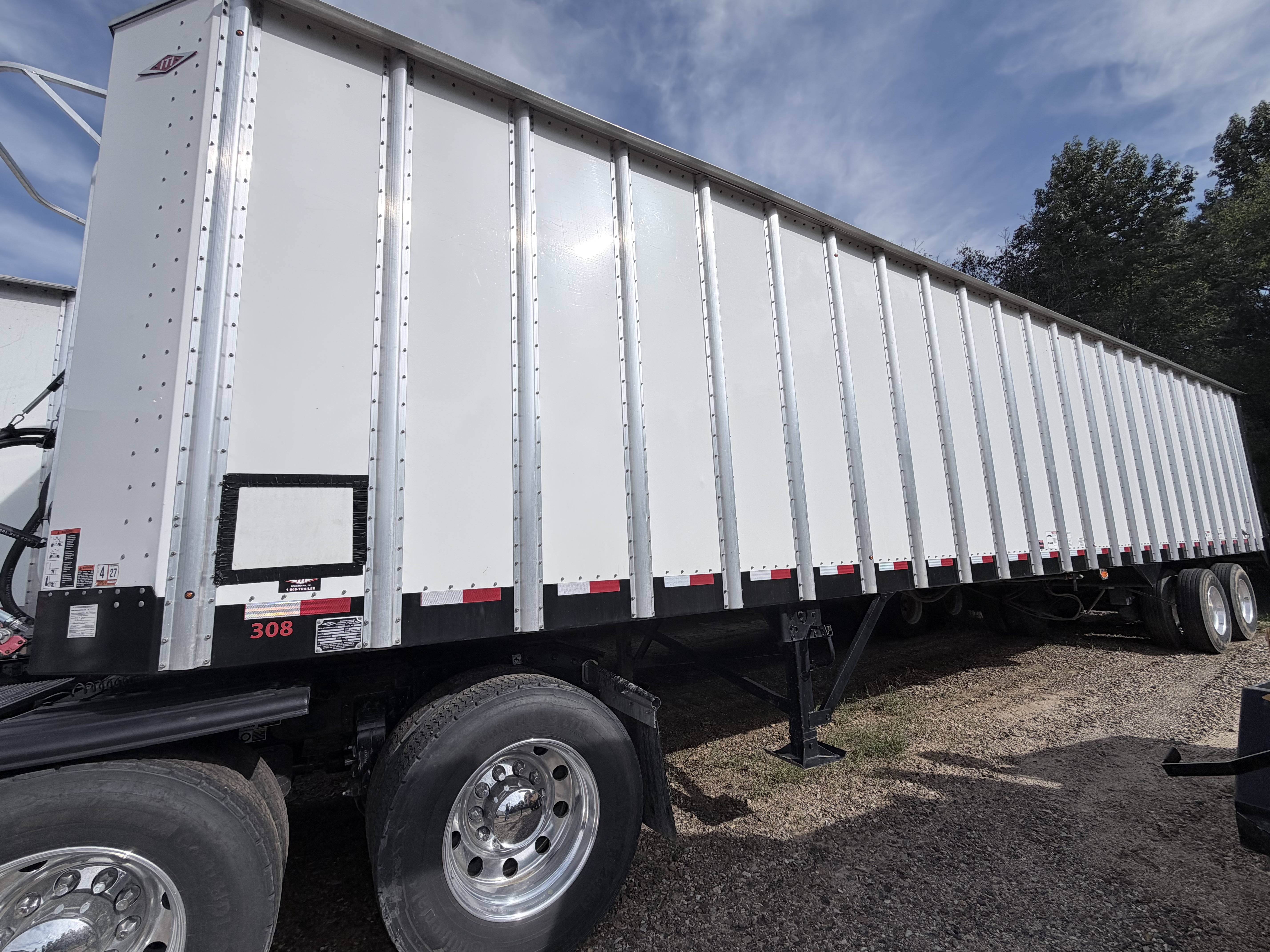 2024 ITI 45' Walking Floor Trailer - Image 1
