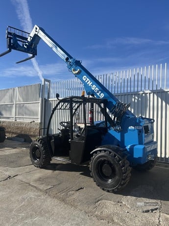 2017 GENIE GTH5519