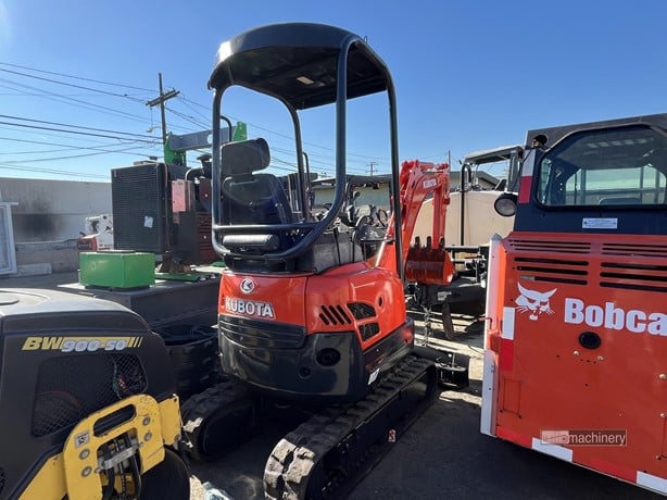 2018 KUBOTA U17