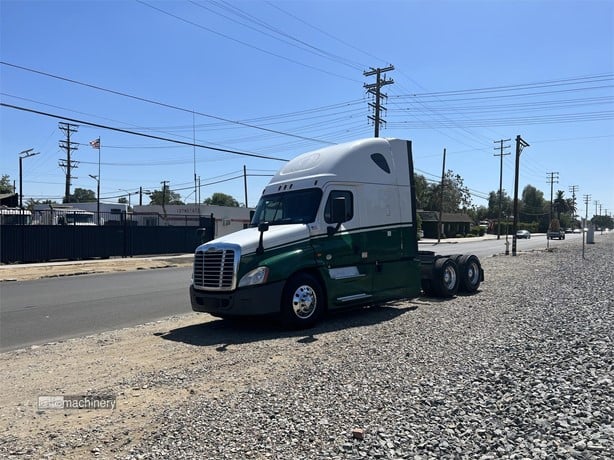 2016 FREIGHTLINER CASCADIA 125
