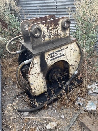 2010 ATLAS COPCO VIBE PLATE ATTACHMENT