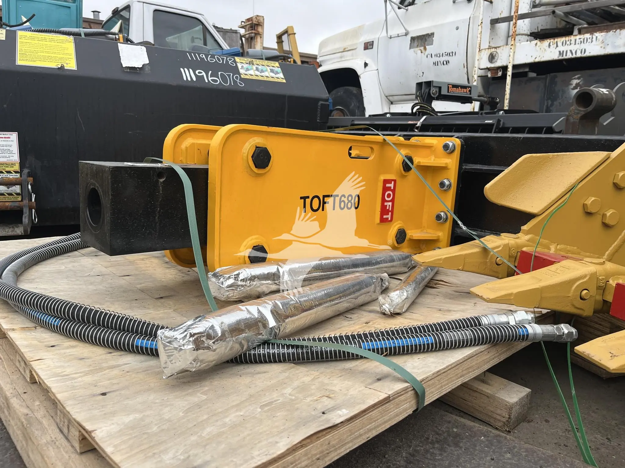2025 Hammer/Breaker – Hydraulic TOFT 680