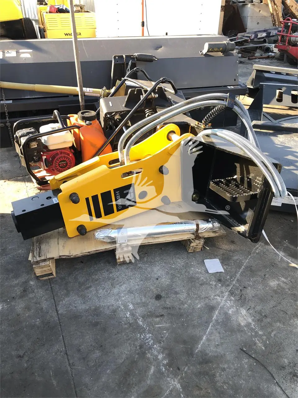 2026 Hammer/Breaker – Hydraulic TRX HB750